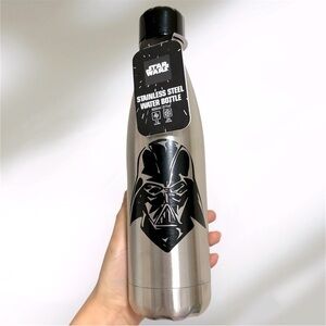 Disneys : Star Wars Darth Vader Stainless Steel Rare Water Bottle (17 OZ) NWT ✨